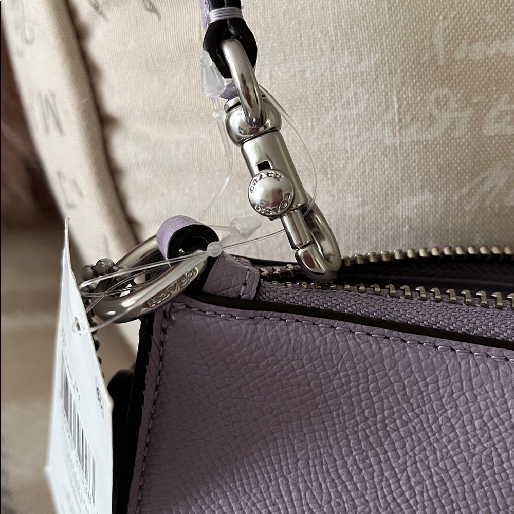 Coach Pouch Bag 💼 - Picture 8 of 10
